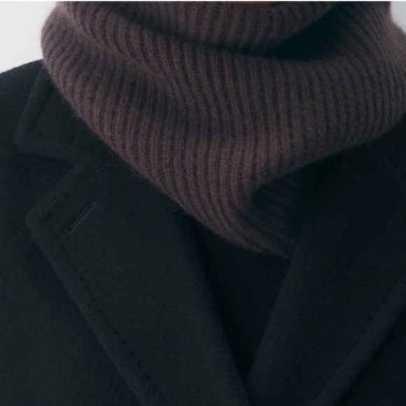 Aritzia Rich Brown Mocha Cashmere Neck Warmer - Picture 6 of 7